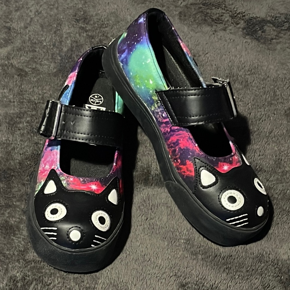 TUK Galaxy Classic Kitty Mary Jane Shoes